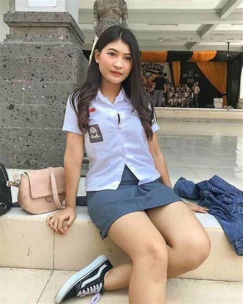 memek sma pengguna voucher potongan rok mengembang eeporner dijamin mantap image 1