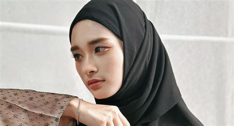 AlUrA JeNsOn MoM yang vintage autentik dan pilihan bokep inara rusli serta bintang 5 image 3